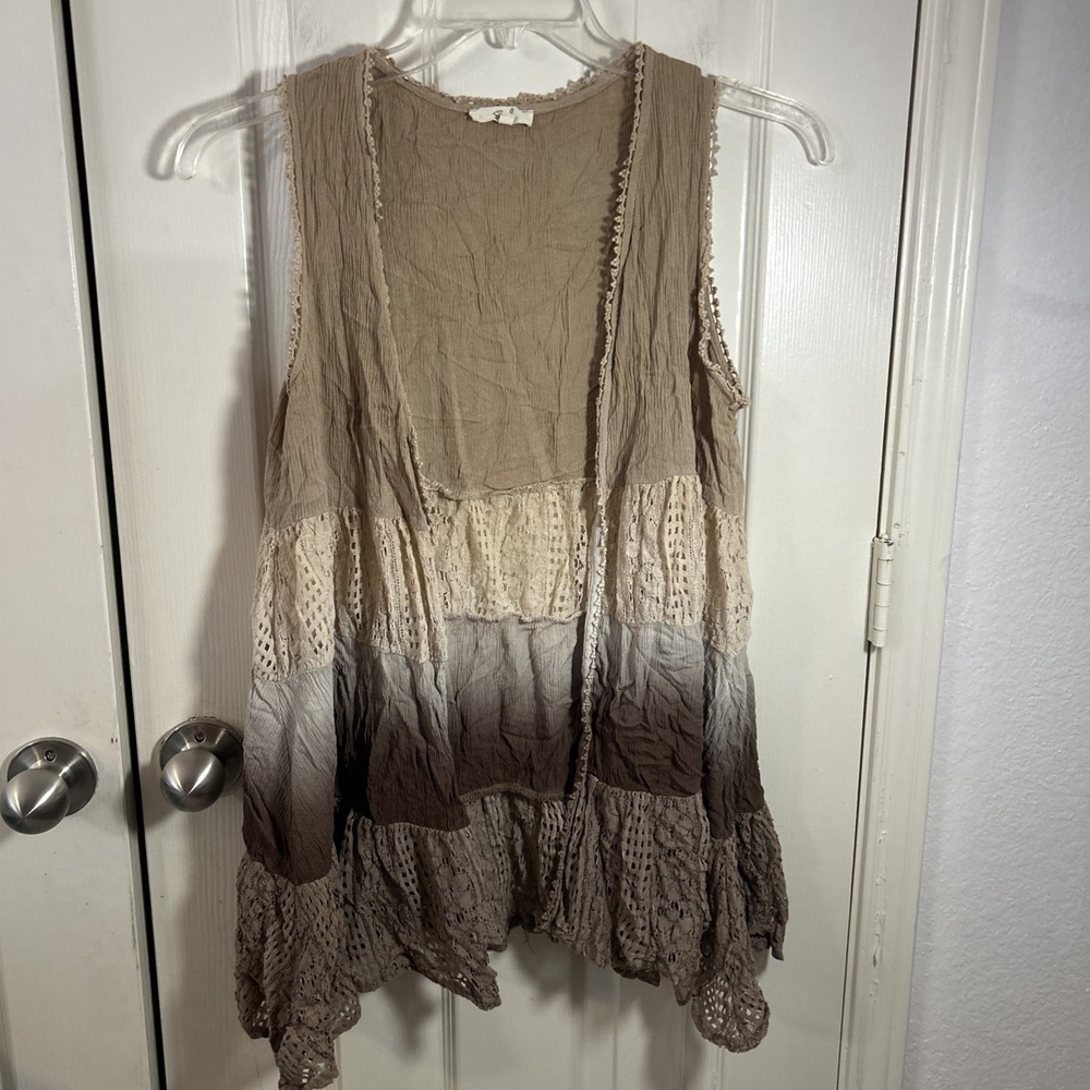 Easel Los Angeles Open Short Crochet Vest Bohemian Relaxed Natural Colors